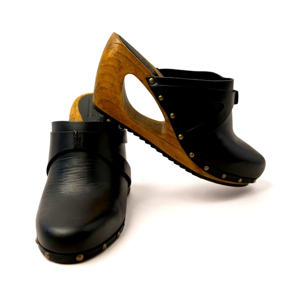 Sanita Shoes - Sanita Black Leather Wooden Wedge Clogs – Size 39 (Best Fit US 7.5–8)